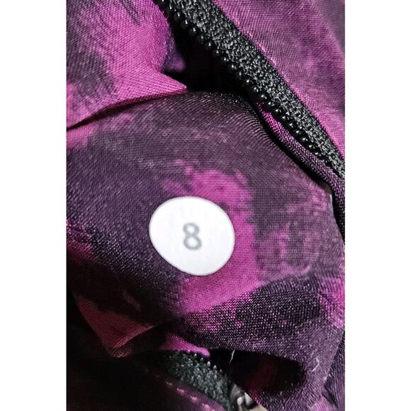 Lululemon Tracker Short III StretchBreezie Regal Plum Black / Black Size 8 - Picture 3 of 3